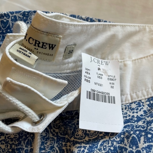 J. Crew Swimsuit Trunks NWT - Picture 2 of 3